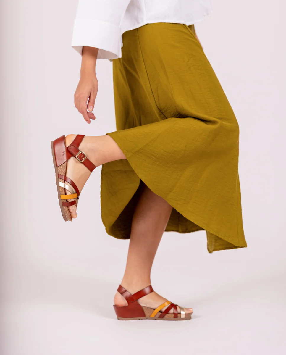 Sandalia de cuña MONACO-245 amarillo - Image 2