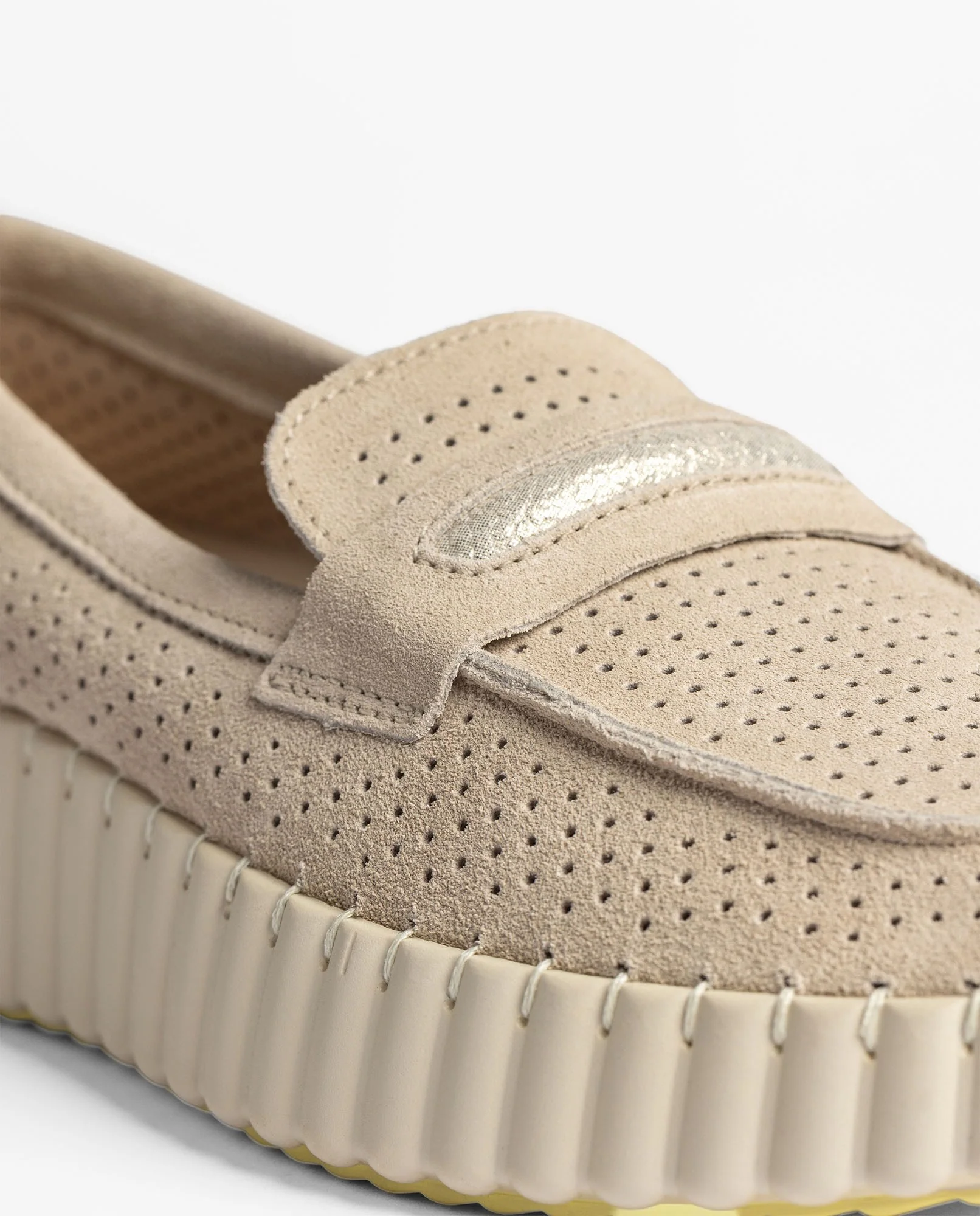 Sneaker VANNA-101 dorado - Image 4