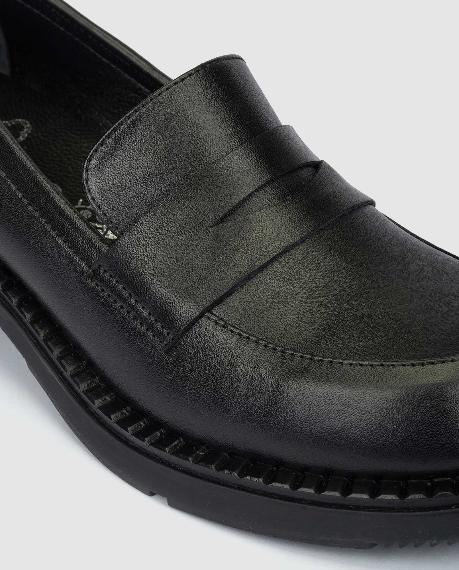 Zapato de tacón Yumara 001 negro - Image 2